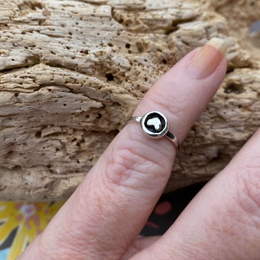 Sterling Silver Heart Circle Toe Ring - Picture 2 of 3